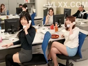 Thất nghiệp, tôi ở nhờ nhà anh trai tạm thời thì bị vợ mới cưới của anh trai cám dỗ